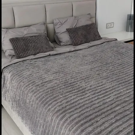 новые Lux * Кишинів